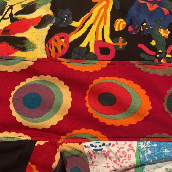 vintage Ladies Desigual V-Neck short sleeve. - Picture 14 of 14